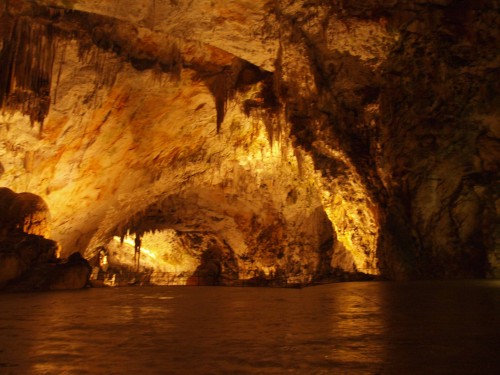 Potsjana Mağarası
